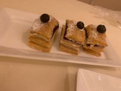 芝士蓝莓拿破仑-利苑酒家(宜安广场店)