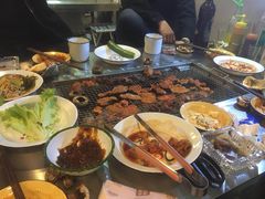 -马路牙子烧烤音乐酒馆(望京店)