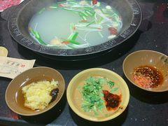 -宽板凳老灶火锅(南礼士路店)