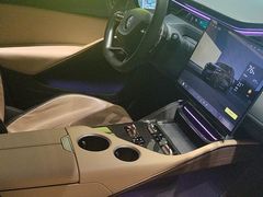 -莲花跑车(国贸商城店)