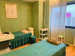 -萱草产后康复催乳中心(江宁万达店)