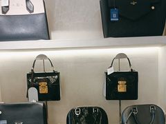 -六六奢品·vintage中古·回收二手奢侈品包包手表首饰(环球港店)