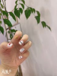 -孔雀手美甲美睫护理