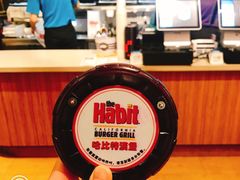 -The Habit Burger Grill 哈比特汉堡(爱琴海店)