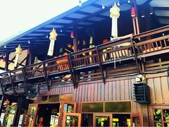 -Dash Teak House