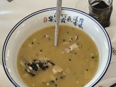 -华凌山庄·隐湖栖
