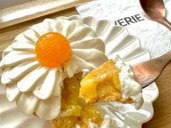 -VERIE BAKEHOUSE