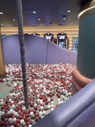 -奈尔宝·国风主题儿童乐园·亲子餐厅(豫园商城店)