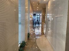 -跃动游泳健身俱乐部(新华传媒店)