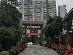 -张牌牌·东北烤肉小吃市集(金楠天街店)