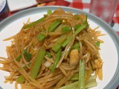 -老郑家东北春饼(龙悦居店)