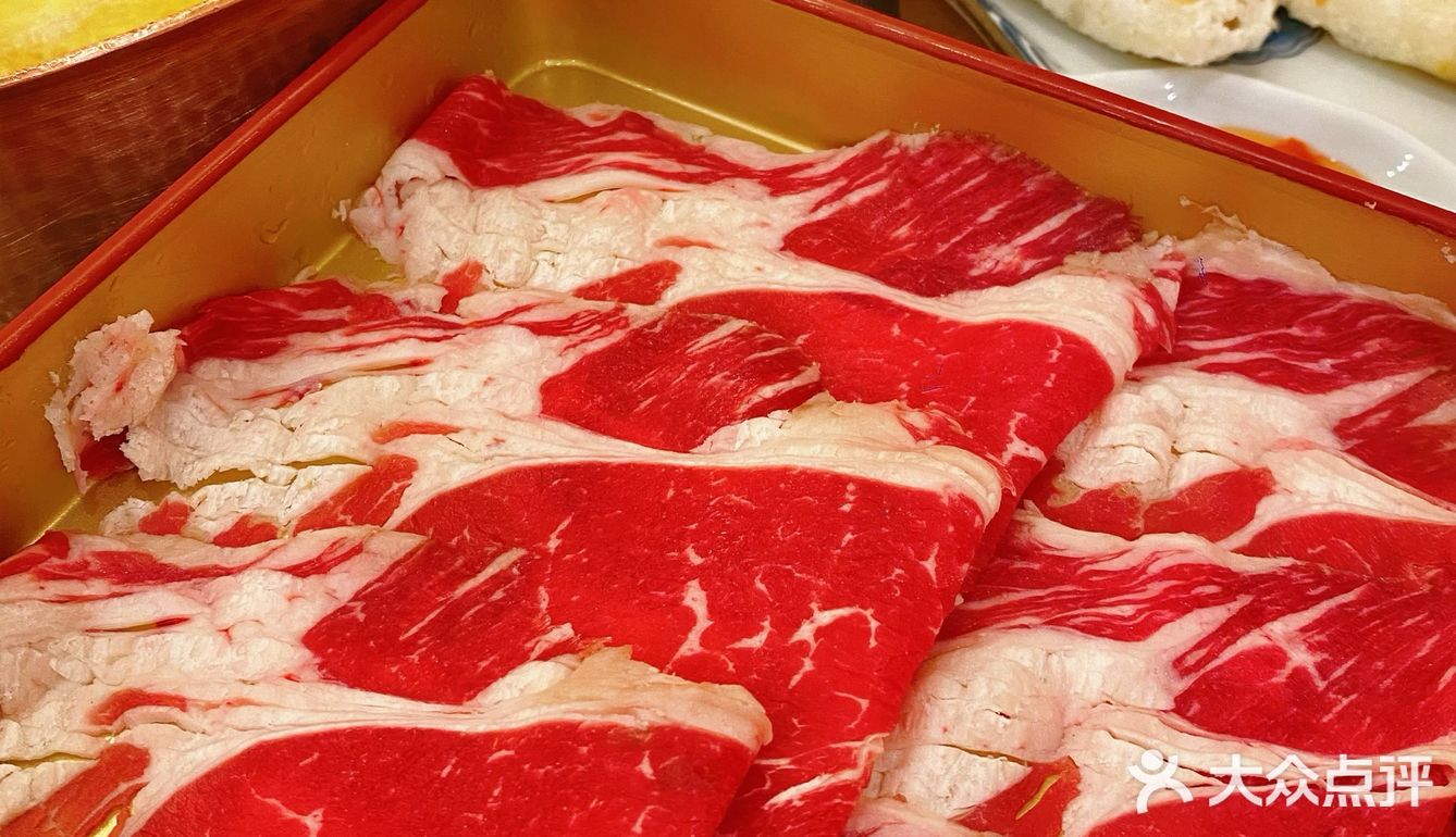 牛肉🥓无限量来袭～准备两个胃也不好使[笑哭]