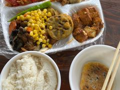 -食里香自助快餐(香槟小镇店)
