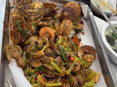 -鑫渔港海鲜本地菜·山海关浑锅(东戴河店)