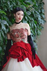 -拉瑞娜LaReine婚纱礼服高级定制