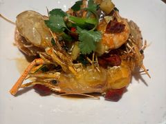 经典油爆沼虾-乔街深夜食堂·小龙虾·高压锅生蚝(杭州总店)