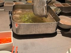 -左庭右院鲜牛肉火锅黑金店(陆家嘴中心店)