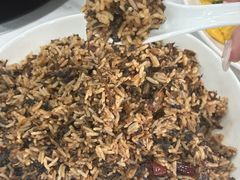 -丹水桥地锅鱼·翘嘴鲌·地方特色全鱼宴(丹江口大坝店)