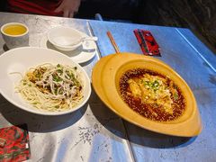 蓉城钵钵鸡-红辣椒·川菜·火锅(张杨路店)