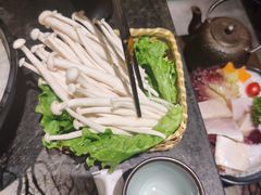 -湊湊火锅·茶憩(新中关购物中心店)
