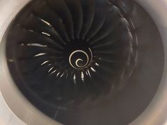 -东方航空(虹桥路店)