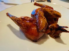 脆皮妙龄鸽-新荣记(新源南路店)