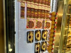 -焙丽拾光(麦凯乐直营店)