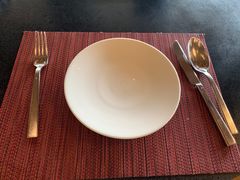 餐具摆设-WOLFGANG PUCK KITCHEN & BAR(迪士尼小镇店)
