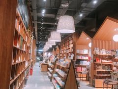 -百新书局(尚悦湾店)