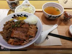 -熊吞·大碗丼烧肉饭(济宁万达广场店)