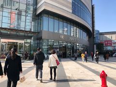 -URBAN REVIVO(上海中庚漫游城店)