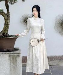 -租旗袍租礼服馆
