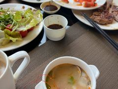 -大中华希尔顿酒店-念自助餐·海南美食·三文鱼