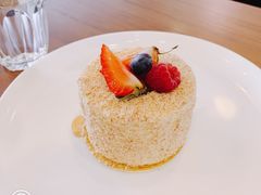 焦糖苹果浮云蛋糕-UPPER KITCHEN(延安路店)