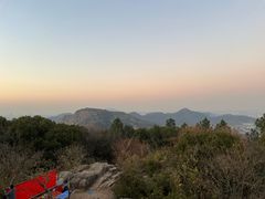 -灵岩山风景区