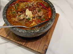 -姚姚酸菜鱼·金戈戈香港豉油鸡(喜荟城联名店)