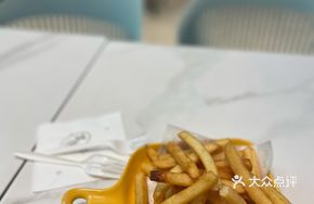 Honey Mustard Wavy Fries