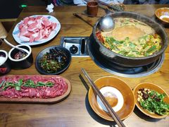 -贵厨酸汤牛肉(花果园国际中心店)