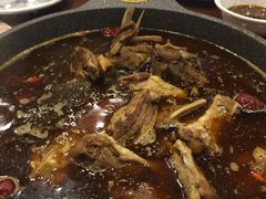 -亿诣蝎府炸酱面羊蝎子火锅(酷车小镇店)