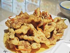 -老码头黑皮肘子锅包肉(赣水路店)