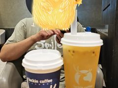 -瑞幸咖啡(新世界中心店)
