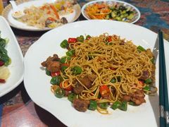 -乡村馕坑肉·烧烤·新疆菜·本地人更爱吃(阿勒泰首店)
