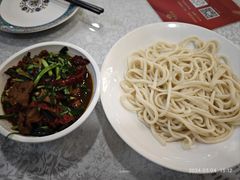 韭菜辣皮子拌面-汗腾格里·风味餐厅(新疆驻京办店)