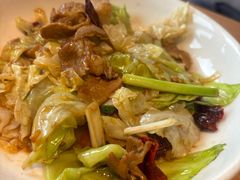 -关东小磨东北菜(上海长风大悦城店)