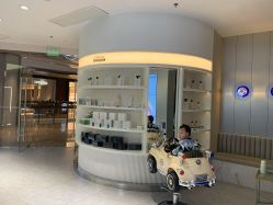 -PE SALON