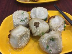 -小杨生煎(金山百联购物中心3楼店)