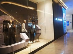 -URBAN REVIVO(西安Momopark店)