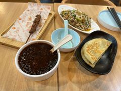 -宏状元现熬粥·京味菜(黄寺大街店)