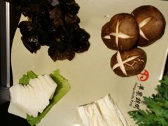 蔬菜拼盘-羊家胡同·龙虾烧烤火锅(龙汇路店)