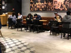 -星巴克臻选(郑州国贸360广场店)